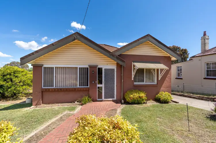 3 Liverpool Street, Cowra NSW 2794