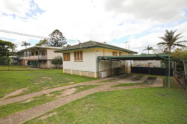 Second view of Homely house listing, 10 Ash Avenue, Woodridge QLD 4114