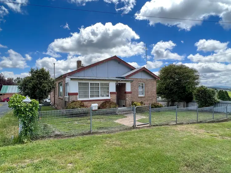 Main view of Homely house listing, 19 Albert Street, Oberon NSW 2787