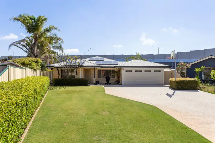 5 Willow Place, Beechboro WA 6063