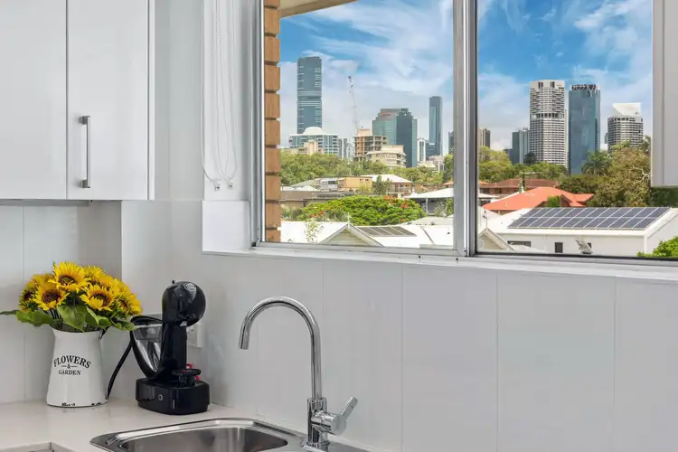 Fifth view of Homely apartment listing, 10/921 Brunswick Street, New Farm QLD 4005