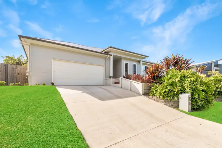5 Eumeralla Crescent, Landsborough QLD 4550