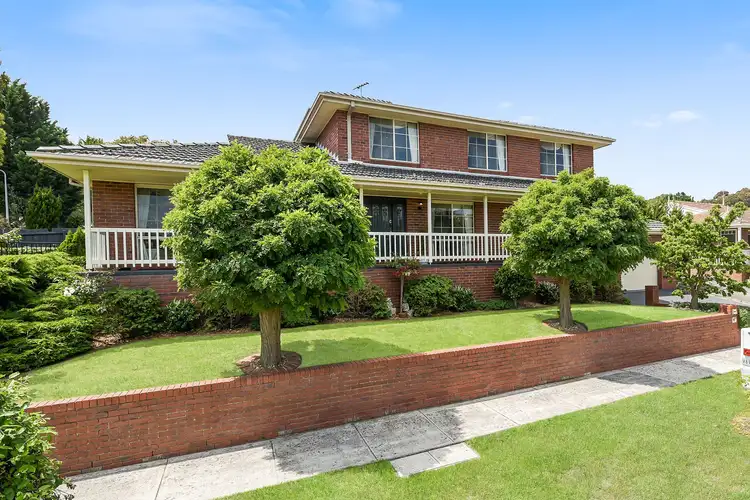 17 Matheson Court, Berwick VIC 3806