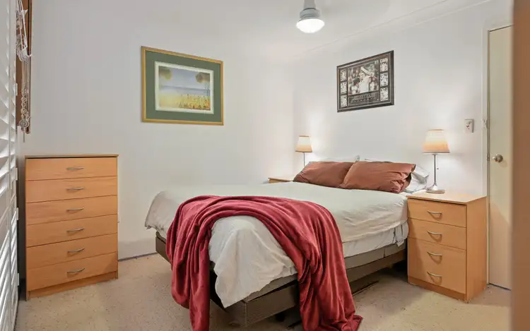 Sixth view of Homely house listing, 37 Fifth Avenue, Macquarie Fields NSW 2564