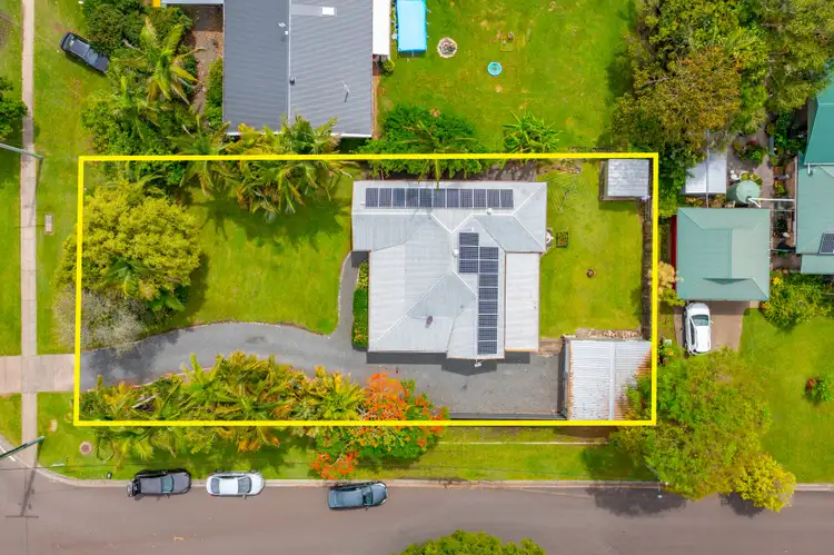 11 Mooloolah Road, Mooloolah Valley QLD 4553