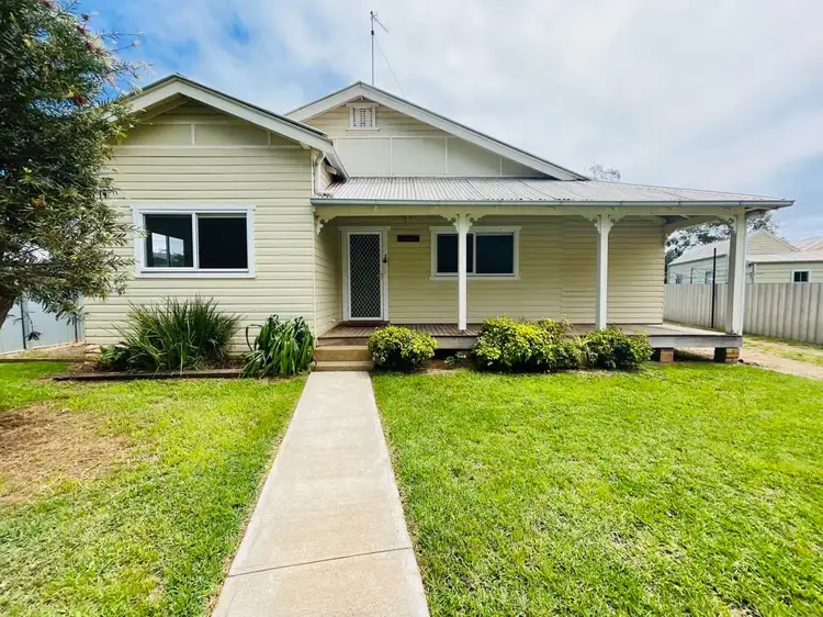 38 Lachlan Street, Condobolin NSW 2877
