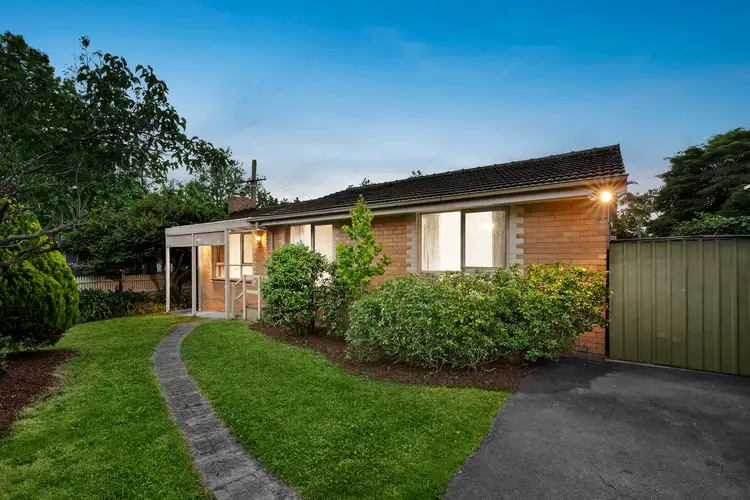 1 Elizabeth Court, Ringwood East VIC 3135