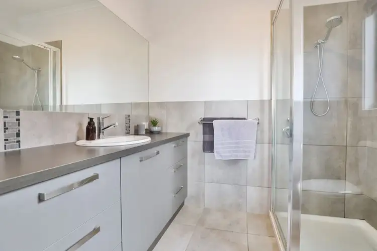 Fifth view of Homely house listing, 19 Betty Krake Drive, Red Cliffs VIC 3496