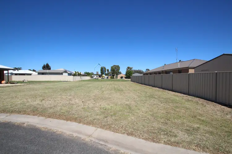 14 Majuda Court, Tocumwal NSW 2714