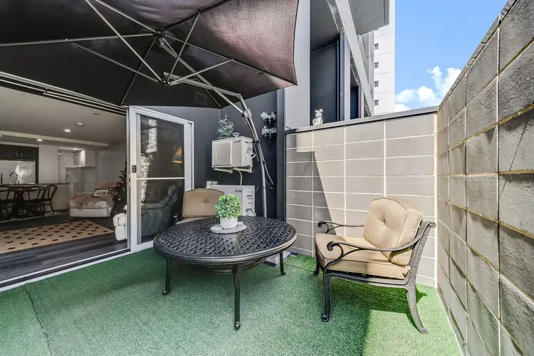 35 Oakden Street