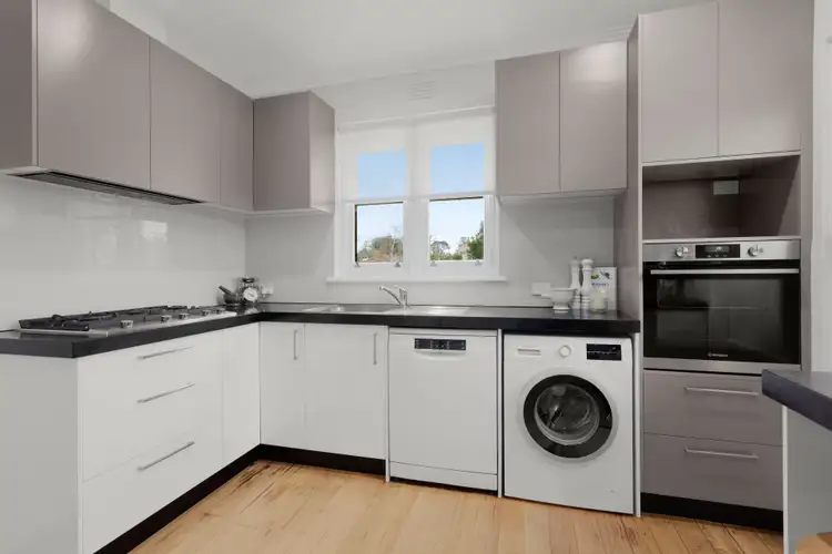 Fourth view of Homely apartment listing, 6/5 Gardenvale Road, Caulfield South VIC 3162