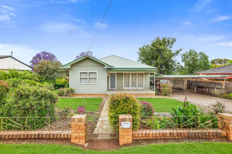 3 Oak Street, Tamworth NSW 2340