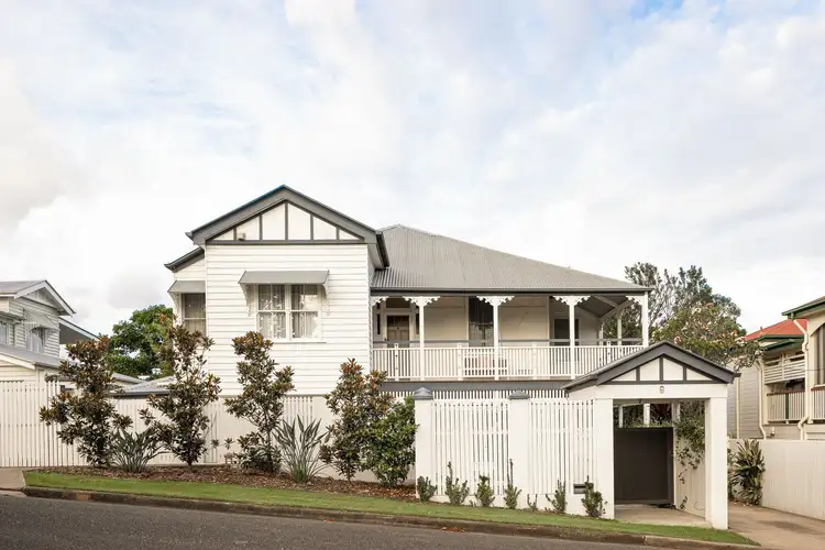 9 Nuttall Street, Bulimba QLD 4171
