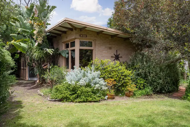 1 Beach Street, Cowes VIC 3922