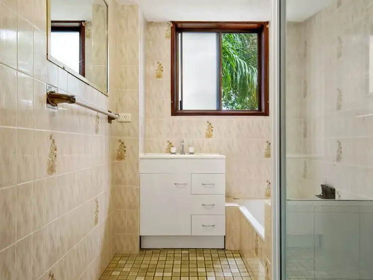Sixth view of Homely unit listing, 4/6 Genoa Street, Surfers Paradise QLD 4217