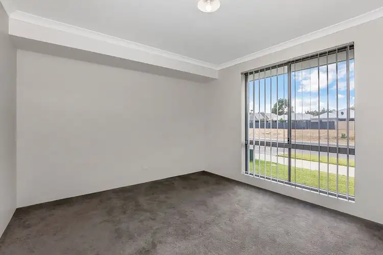 Second view of Homely house listing, 21 Japoon Vista, Baldivis WA 6171