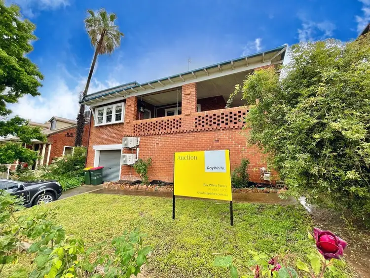 36 Gap Street, Parkes NSW 2870
