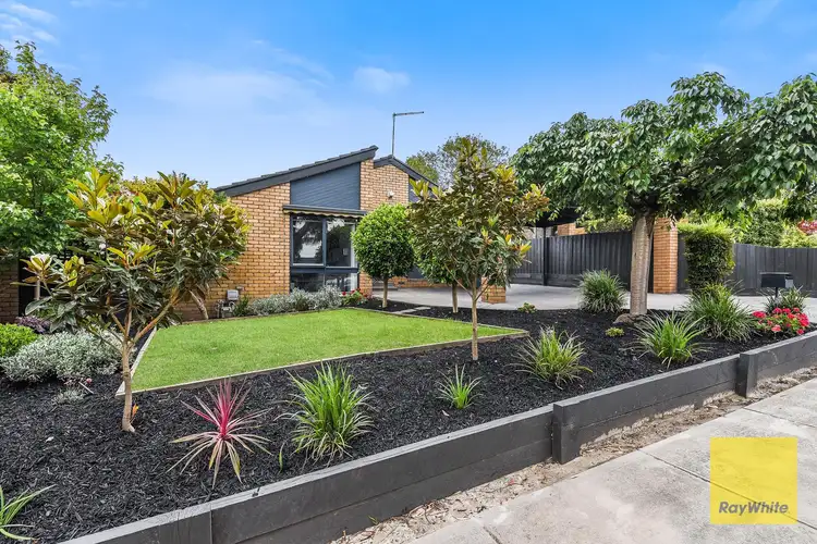 26 William Perry Close, Endeavour Hills VIC 3802