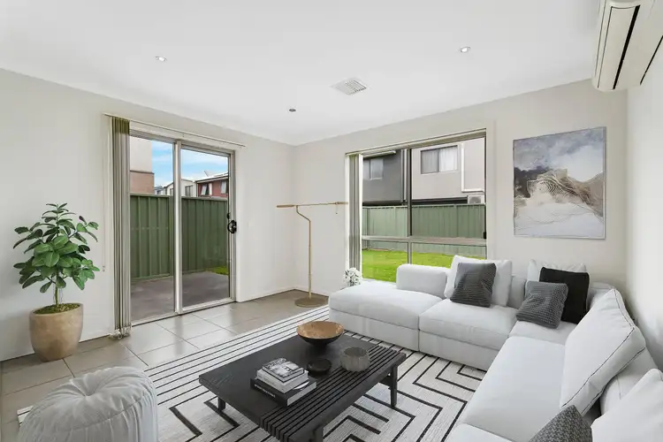 4 Bluestone Street, Pakenham VIC 3810