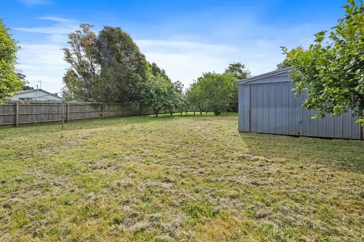 Sixth view of Homely house listing, 8 Hearn Street, Drouin VIC 3818