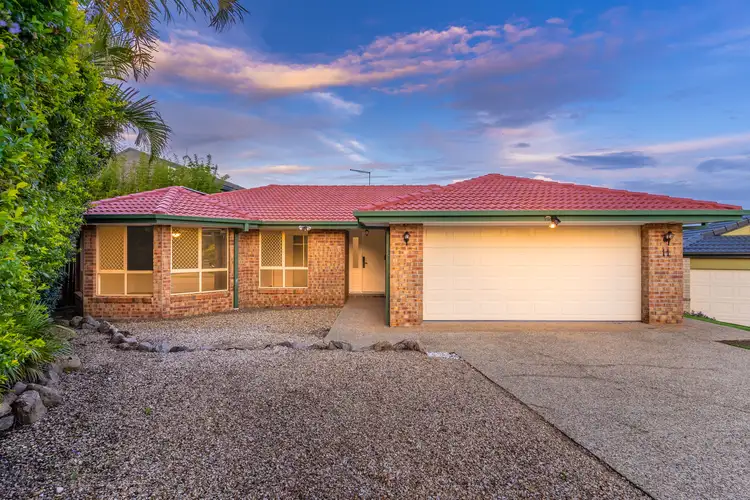 11 Oakvale Street