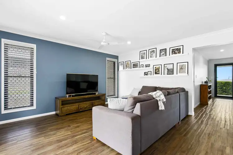 Sixth view of Homely house listing, 4 Flynn Court, Urraween QLD 4655