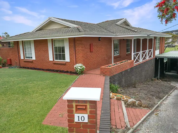 Second view of Homely house listing, 10 Hofrad Court, Yakamia WA 6330