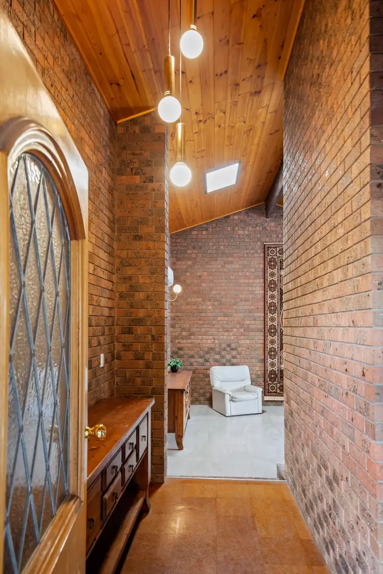 Fifth view of Homely house listing, 10 Allandale Court, Werribee VIC 3030