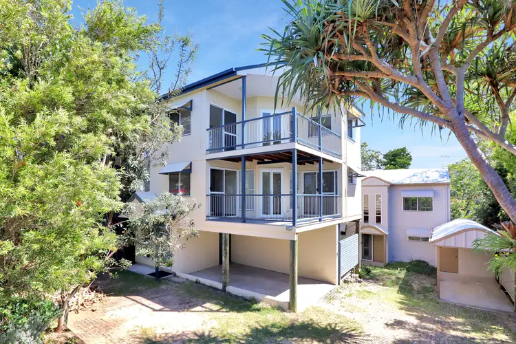 10a Yarrong Road, Point Lookout QLD 4183