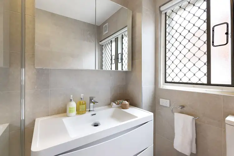 Sixth view of Homely apartment listing, 27/2 King Street, Turramurra NSW 2074