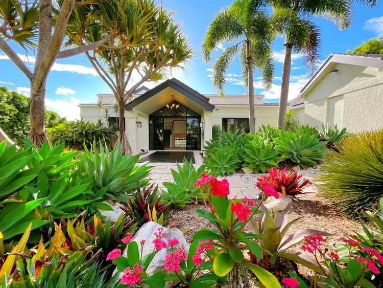 6282 Sylvan Lane, Sanctuary Cove QLD 4212