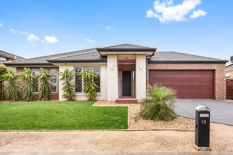 12 Moray Close, Taylors Hill VIC 3037