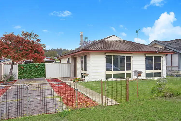 46 Florida Avenue, Woy Woy NSW 2256