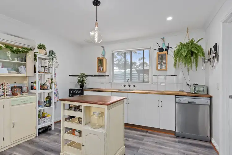 Fourth view of Homely house listing, 15 Para Avenue, Cape Jervis SA 5204