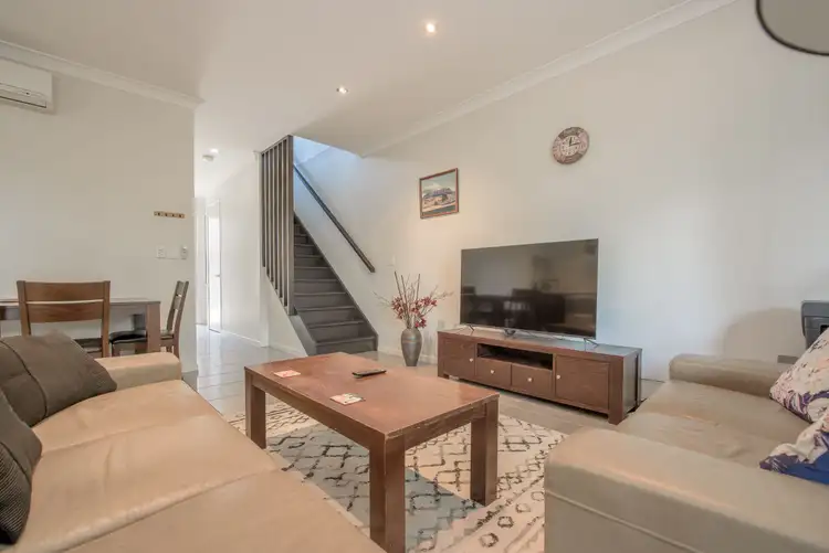 Sixth view of Homely unit listing, 2/26 Rossella Street, West Gladstone QLD 4680