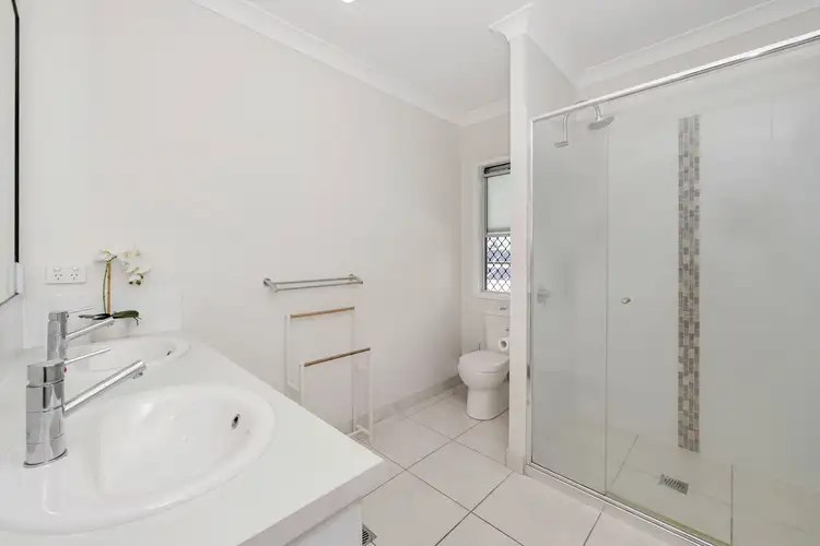 Sixth view of Homely unit listing, 2/57 Livingstone Street, West End QLD 4810