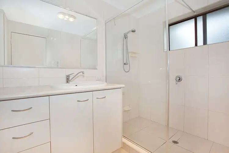 Fifth view of Homely unit listing, 6/11-13 Akeringa Place, Mooloolaba QLD 4557