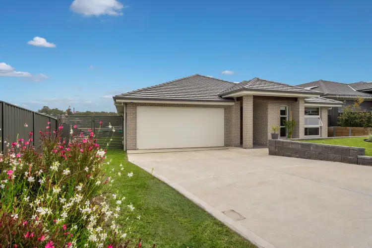 28 Pandanus Circuit, Bolwarra NSW 2320