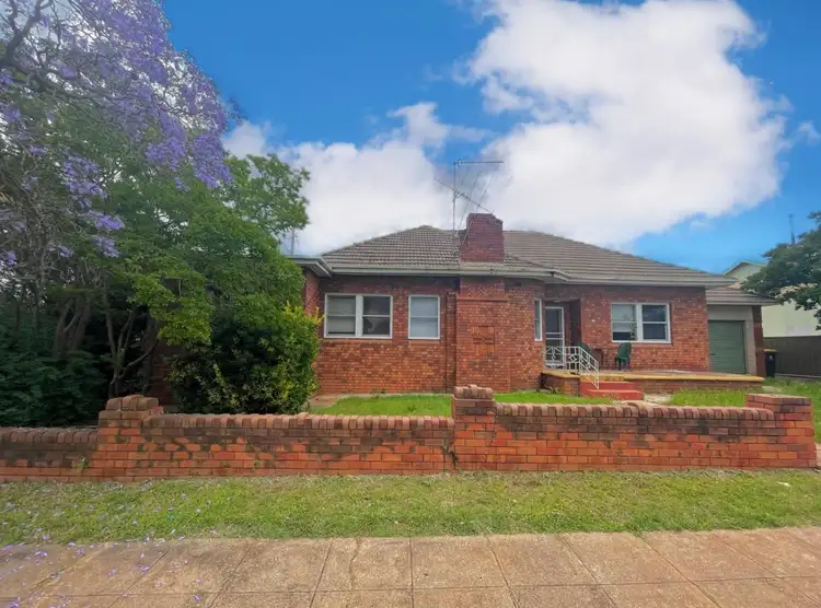 56 Mitchell Street, Parkes NSW 2870