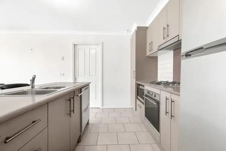 Fourth view of Homely unit listing, 2/86 Conquest Drive, Werribee VIC 3030