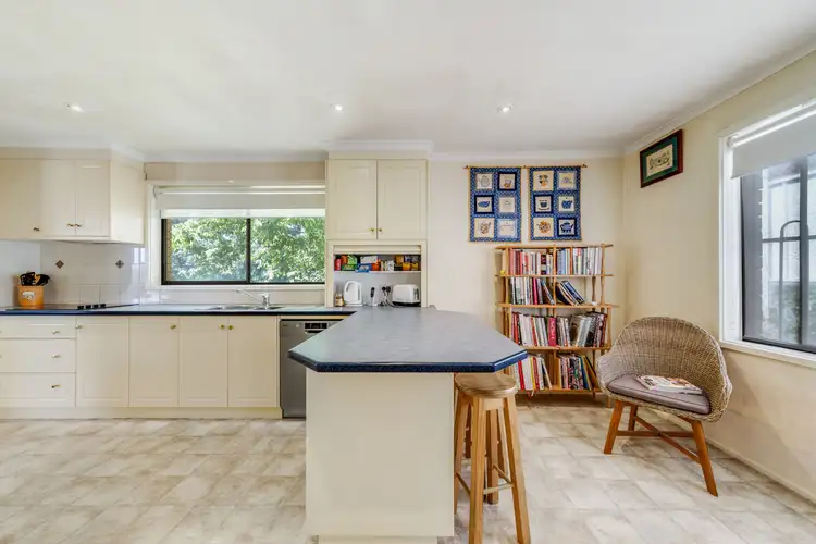 Fifth view of Homely house listing, 5 Garis Place, Macgregor ACT 2615