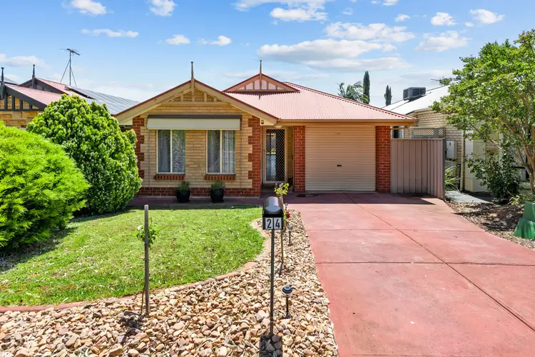 24 Quantock Crescent, Craigmore SA 5114