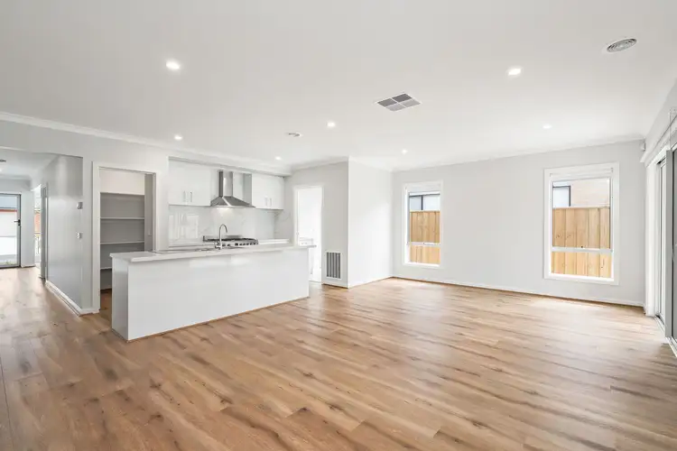 Fourth view of Homely house listing, 5 Callistemon Circuit, Lara VIC 3212