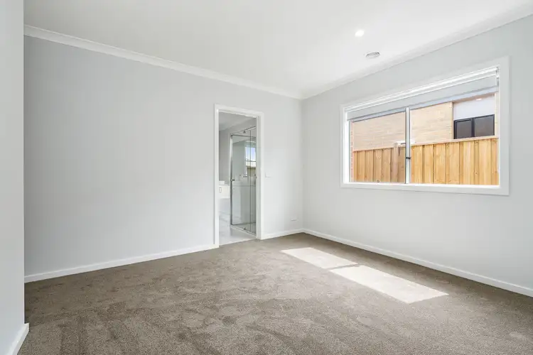 Fifth view of Homely house listing, 5 Callistemon Circuit, Lara VIC 3212
