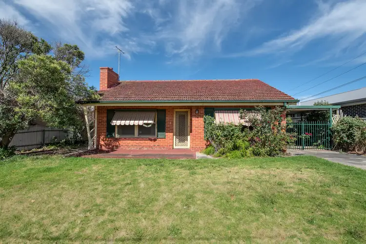 3 Lowry Street, Fulham SA 5024