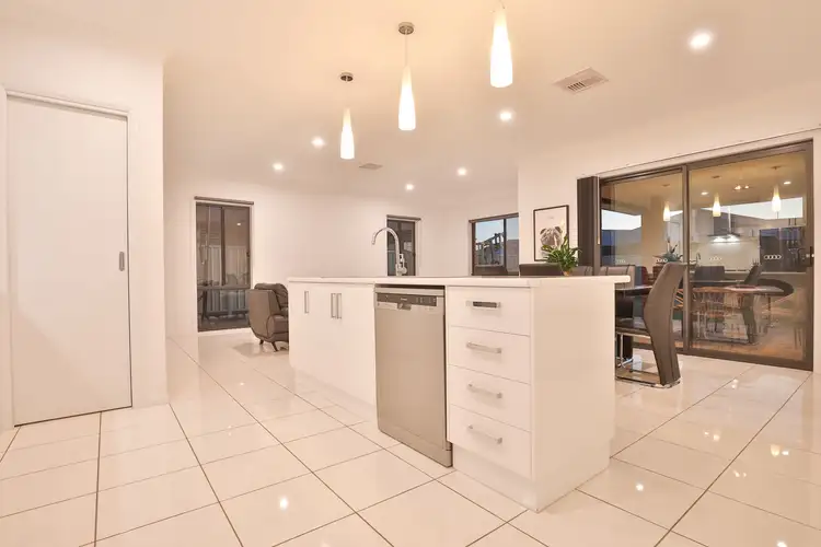 Fifth view of Homely house listing, 22 Midtown Drive, Mildura VIC 3500