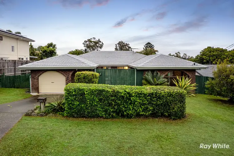 16 Whitfield Avenue, Springwood QLD 4127