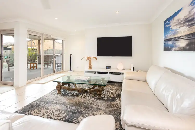 Fifth view of Homely house listing, 4 Chloe Close, Eight Mile Plains QLD 4113