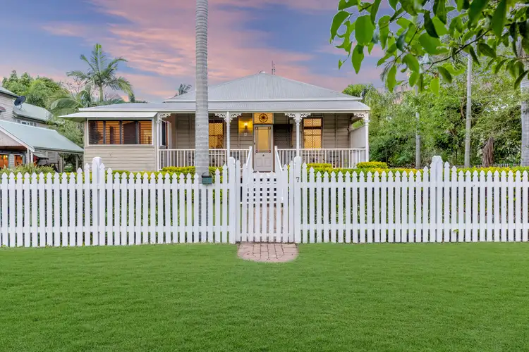 7 Bell Street, South Townsville QLD 4810