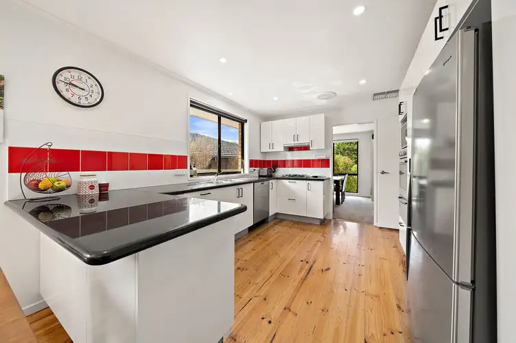 Seventh view of Homely house listing, 5 Koorong Place, Queanbeyan NSW 2620